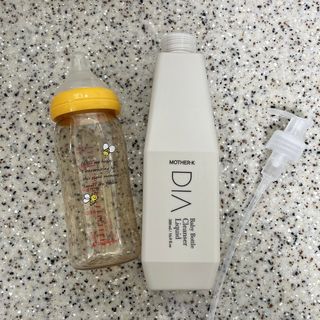마더케이 디아 프리미엄 젖병세정제 500ml 액상형/무향 — 5점을 준 리뷰어가 2021년 12월 올린 사용 사진