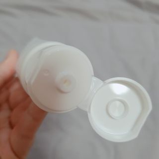 체르엠  프루브 콜라겐 앰플세럼 60ml 1병 — 5점을 준 리뷰어가 2022년 3월 올린 사용 사진
