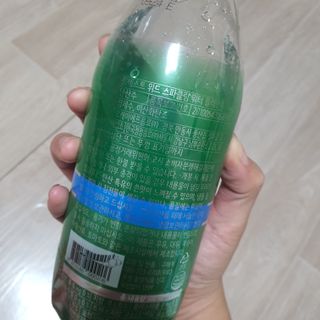 몽베스트 Montbest with Sparkling water Plain 20병 — 5점을 준 리뷰어가 2021년 11월 올린 사용 사진
