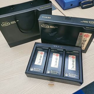 [광동제약] 광동 광옥고 홍삼 본 30포+쇼핑백 증정 — 5점을 준 리뷰어가 2021년 12월 올린 사용 사진