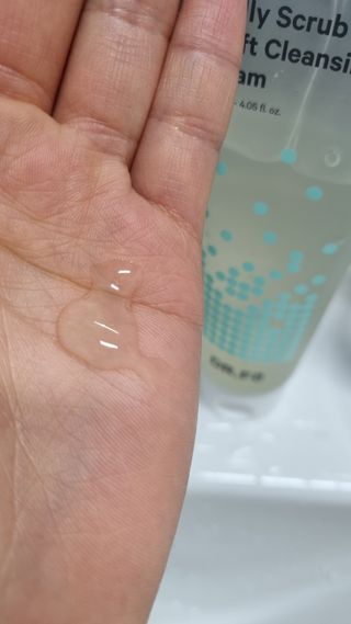 닥터에프파이브 젤리스크럽 소프트 클렌징폼 120ml — 5점을 준 리뷰어가 2022년 5월 올린 사용 사진