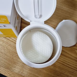 랑벨 비타 에너지 잡티 앰플 패드 65매 (투명하고 밝은 얼굴 광채패드) — 5점을 준 리뷰어가 2022년 5월 올린 사용 사진