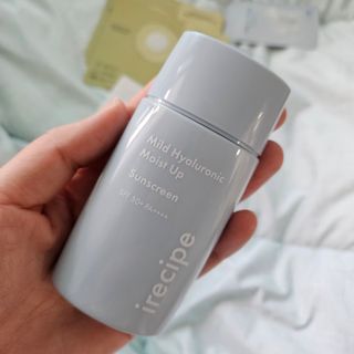 아이레시피 마일드 히알루로닉 모이스트 업 선스크린 SPF50+ PA++++ — 3점을 준 리뷰어가 2023년 6월 올린 사용 사진