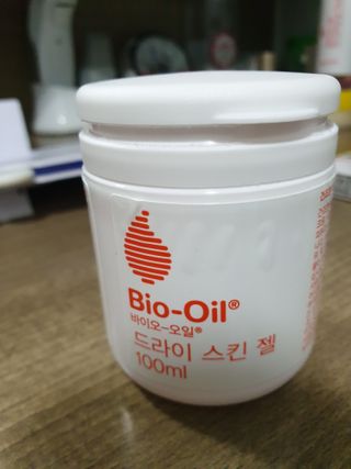 바이오오일 [바이오-오일] 드라이 스킨 젤 100ml — 5점을 준 리뷰어가 2021년 11월 올린 사용 사진