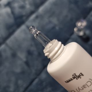 빅그린 프리미어 바이옴 앰플팩 - 두피탈모관리용 — 4.5점을 준 리뷰어가 2022년 11월 올린 사용 사진