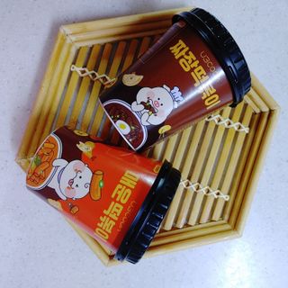 유비쿡 컵떡볶이 매운컵떡볶이2개/ 짜장컵떡볶이 2개  총 4개세트 — 5점을 준 리뷰어가 2021년 5월 올린 사용 사진