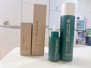 크라스나 밸런스 토너/글리밍 세럼 2종 세트 — 5점을 준 리뷰어가 2022년 6월 올린 사용 사진