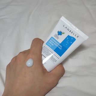 랑벨 수퍼내츄럴 아쿠아 수딩 크림 100ml — 5점을 준 리뷰어가 2022년 7월 올린 사용 사진