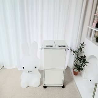 창신리빙 [프랑코 원터치 스탠드 분리수거함 50L 화이트] 똑똑한 정리 수납 — 5점을 준 리뷰어가 2021년 7월 올린 사용 사진