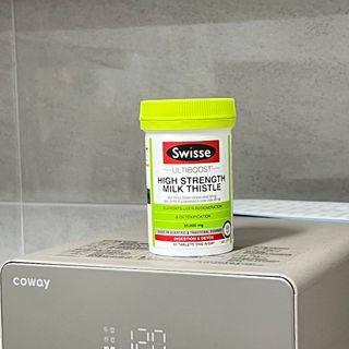 Swisse 스위스 고함량 밀크씨슬 35,000mg 60정 — 5점을 준 리뷰어가 2021년 11월 올린 사용 사진