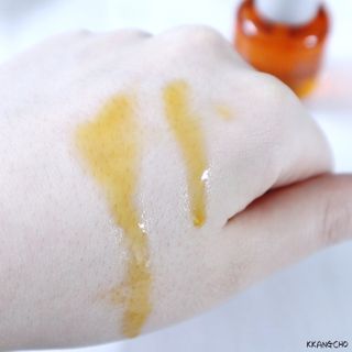 유니베르소 로즈힙 오일 15ml — 4점을 준 리뷰어가 2021년 7월 올린 사용 사진