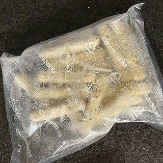 디케이식품(주) 고르곤졸라&모짜렐라 치즈스틱 400g — 5점을 준 리뷰어가 2023년 3월 올린 사용 사진