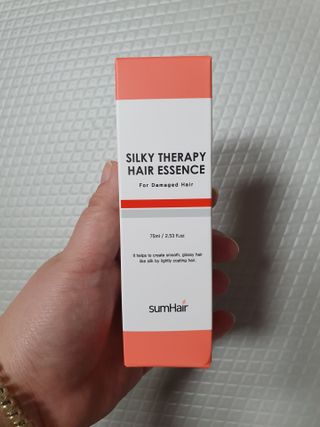 썸헤어 / SUMHAIR 썸헤어 실키 테라피 헤어 에센스 — 5점을 준 리뷰어가 2021년 4월 올린 사용 사진