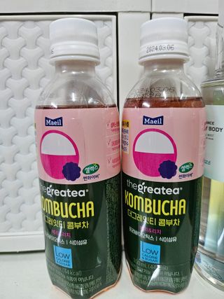 더그레잇티 콤부차 [매일유업] 더그레잇티 44kcal 콤부차 300ml *12개입 (오리지널 6개+베리리치 6개) — 5점을 준 리뷰어가 2023년 8월 올린 사용 사진