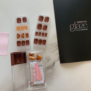 데싱디바 매직프레스 레귤러 스퀘어_6종 중 택 1 — 5점을 준 리뷰어가 2021년 9월 올린 사용 사진
