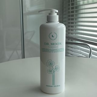 [닥터문] 센텔라 시카케어 화이트머스크 바디워시 1000ml — 5점을 준 리뷰어가 2023년 6월 올린 사용 사진