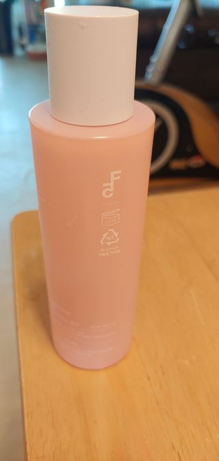 닥터에프파이브 어성초 포어 타이트닝 토너 150ml — 5점을 준 리뷰어가 2022년 6월 올린 사용 사진