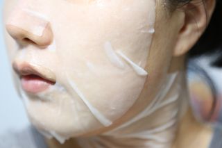태그스킨 4스텝 주름개선 피부미백 영양 마스크팩 3개 세트(최신버전) — 5점을 준 리뷰어가 2022년 5월 올린 사용 사진