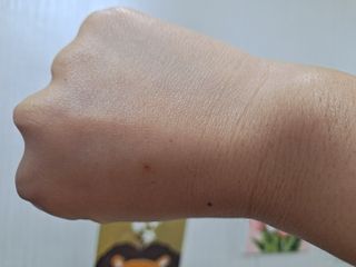 [후르디아] 끈적임 없는 착한성분 비건  핸드크림 3종 — 5점을 준 리뷰어가 2022년 10월 올린 사용 사진
