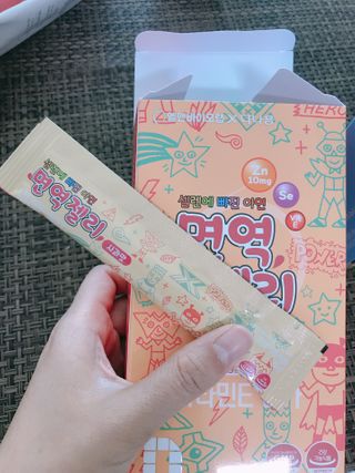 다나음 셀렌에 빠진 아연면역젤리 열대과일맛+사과맛 — 5점을 준 리뷰어가 2021년 3월 올린 사용 사진