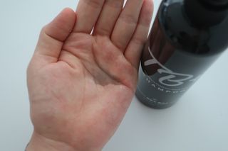 타미모아 토탄수 플러스 탈모증상완화 기능성 샴푸 — 5점을 준 리뷰어가 2021년 6월 올린 사용 사진