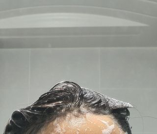 썸헤어 / SUMHAIR 썸헤어 데미지 클리닉 샴푸+트리트먼트 네롤리&민트티 — 5점을 준 리뷰어가 2021년 6월 올린 사용 사진