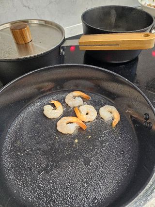 프레시지 [구매평]최현석의 쵸이닷 새우 토마토 파스타 (냉동) — 5점을 준 리뷰어가 2025년 5월 올린 사용 사진