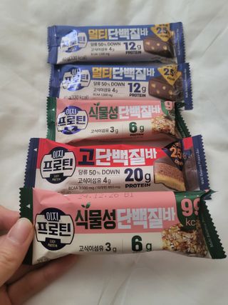 이지프로틴바 3종x각 2ea (고단백질바, 멀티단백질바, 식물성단백질바) — 5점을 준 리뷰어가 2024년 2월 올린 사용 사진