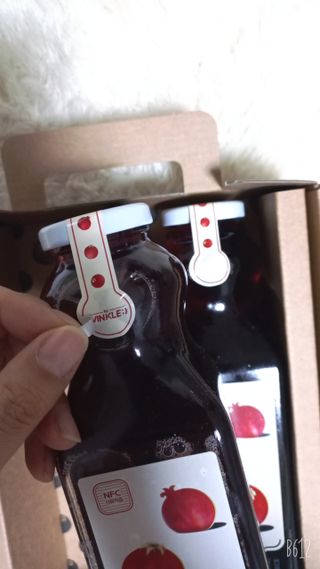 [바이윙클] 페르시아 유기농 석류 착즙주스 750ml 2병 + 선물박스 세트 — 2점을 준 리뷰어가 2022년 3월 올린 사용 사진