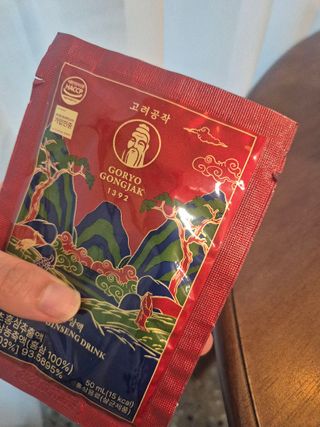네이버구매평-[고려공작1392] 홍삼파우치 50mL X 30포 — 5점을 준 리뷰어가 2025년 9월 올린 사용 사진