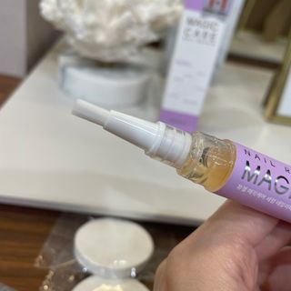 1+2 뷰젤 매직케어 손톱영양제+스톤푸셔+코인타올 셀프 네일케어 — 5점을 준 리뷰어가 2022년 10월 올린 사용 사진