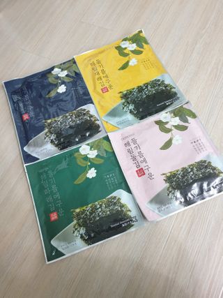 [해림맛김] 들기름에 구운 바삭바삭 김 4종 세트 + 1종 랜덤발송 총5개입 — 5점을 준 리뷰어가 2021년 2월 올린 사용 사진