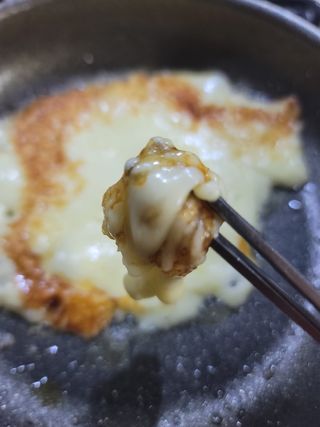 앙투어솔레 아일랜드 구워먹는 치즈 100 자연 치즈 와인안주 300g(100g x 3팩) — 5점을 준 리뷰어가 2022년 8월 올린 사용 사진