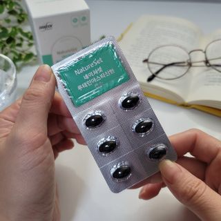 네이처셋 루테인 아스타잔틴 캡슐 1개월분 — 5점을 준 리뷰어가 2021년 7월 올린 사용 사진