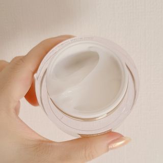 피부미 골드베릴 미라클페어 세레이징 퍼밍 크림 50ml — 5점을 준 리뷰어가 2021년 9월 올린 사용 사진