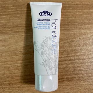 LCN(엘씨엔) LCN 리제너러티브 핸드크림 75ml 주름개선 고보습 재생핸드크림 — 5점을 준 리뷰어가 2022년 7월 올린 사용 사진