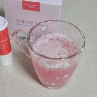 [슬림드랍 석류맛] 건기식 다이어트 보조제 겸 비타민 — 5점을 준 리뷰어가 2022년 1월 올린 사용 사진