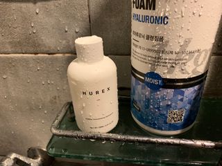[HUREX] 휴렉스 볼류마이징 탈모완화 기능성 샴푸 150ml x 2개 — 5점을 준 리뷰어가 2021년 9월 올린 사용 사진