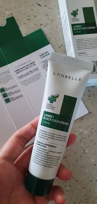 랑벨 랑바이오 블랙 시카 크림 50ml(블랙비 프로폴리스, 시카 4종, 판테놀 10 함유) — 5점을 준 리뷰어가 2022년 7월 올린 사용 사진