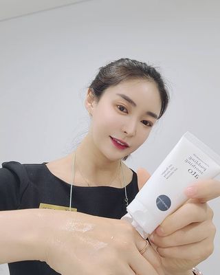 냉장고에 넣어요, 붉은 트러블 피부 다음날 진정되요 [버진팜스 푸딩수딩아토] — 5점을 준 리뷰어가 2021년 8월 올린 사용 사진