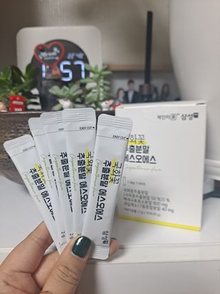 체인미 국화꽃 추출분말 에스오에스 곡류효소 과일채소 17종 혼합 분말 스틱 — 4점을 준 리뷰어가 2021년 12월 올린 사용 사진