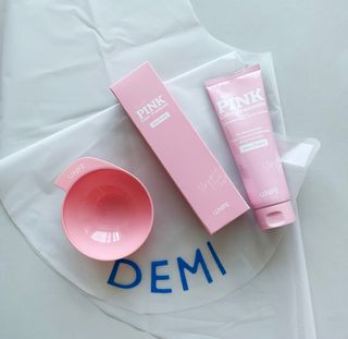 [유니프] 헤어 샤이니 핑크 컬러 트리트먼트240g — 5점을 준 리뷰어가 2023년 11월 올린 사용 사진