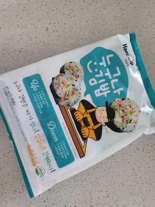 해풀잎 누구나 김밥*1ea [(혼합야채 35g *1ea,  김밥김 (5g, 5ea),  양념간장 (6g, 5ea), 참기름(5g, 2ea)] — 5점을 준 리뷰어가 2022년 7월 올린 사용 사진