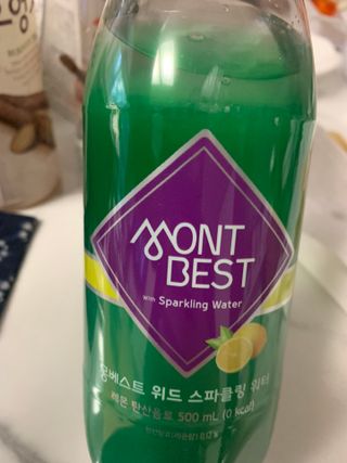 몽베스트 Montbest with Sparkling water Lemon OR Lime 20병(랜덤) — 5점을 준 리뷰어가 2021년 10월 올린 사용 사진