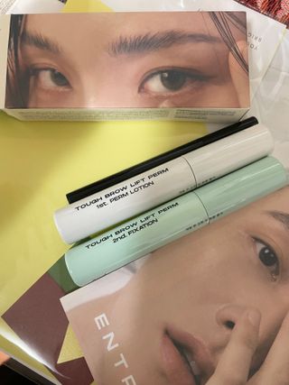 엔트로피메이크업 터프 브로우리프트펌 — 5점을 준 리뷰어가 2021년 11월 올린 사용 사진