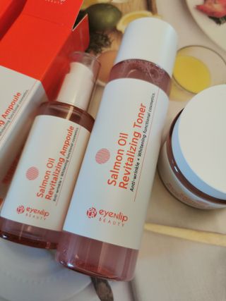 아이앤립 / EYENLIP 아이앤립 연어오일 리바이탈라이징 토너+앰플+크림 3종 세트 — 5점을 준 리뷰어가 2021년 5월 올린 사용 사진