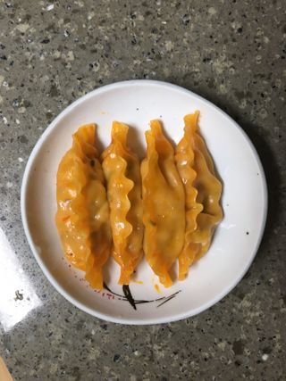 한만두 진한 해물맛 짬뽕만두 1kg — 5점을 준 리뷰어가 2021년 4월 올린 사용 사진