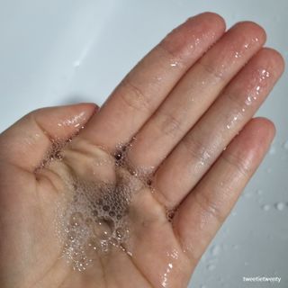 타미모아 토탄수 플러스 탈모증상완화 기능성 샴푸 — 4점을 준 리뷰어가 2021년 6월 올린 사용 사진