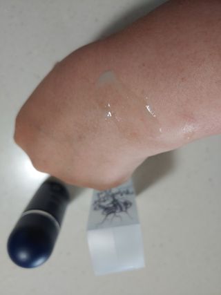 [바록스] 류현진 올인원 바디릴렉싱 몬스터겔 50ml — 5점을 준 리뷰어가 2021년 4월 올린 사용 사진