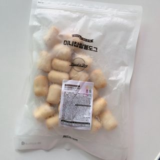 Dog&Ball 독앤볼 [Dog&Ball] 미니찹쌀볼도그 찹쌀치즈볼 — 3.5점을 준 리뷰어가 2021년 9월 올린 사용 사진